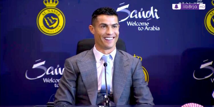 Cristiano Ronaldo es presentado oficialmente en el Al Nassr