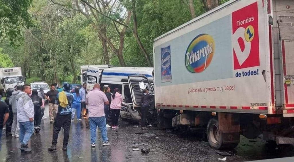 Fatal accidente deja nueve muertos en Colombia