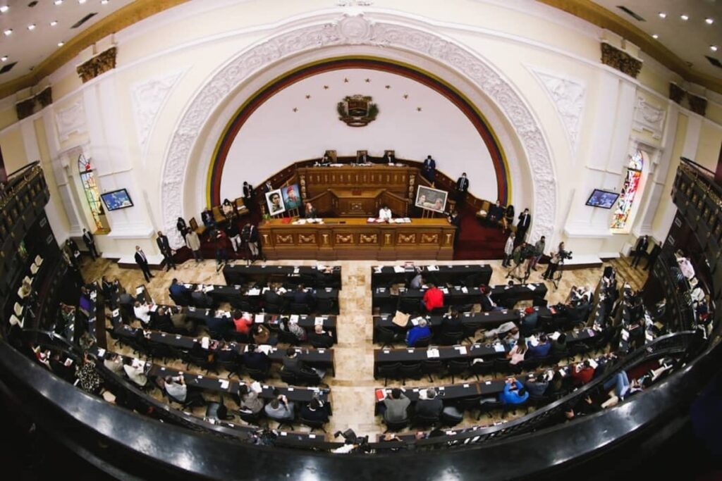 Dictadura chavista amenaza a las ONG de Venezuela con una «ley de fiscalización»