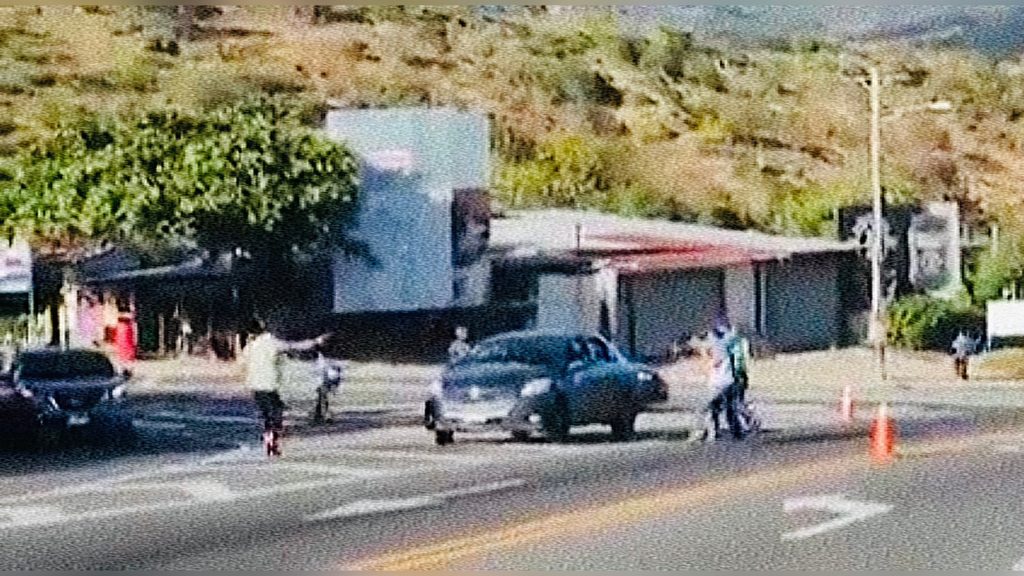 Delincuentes secuestran a mujer policía por cinco horas