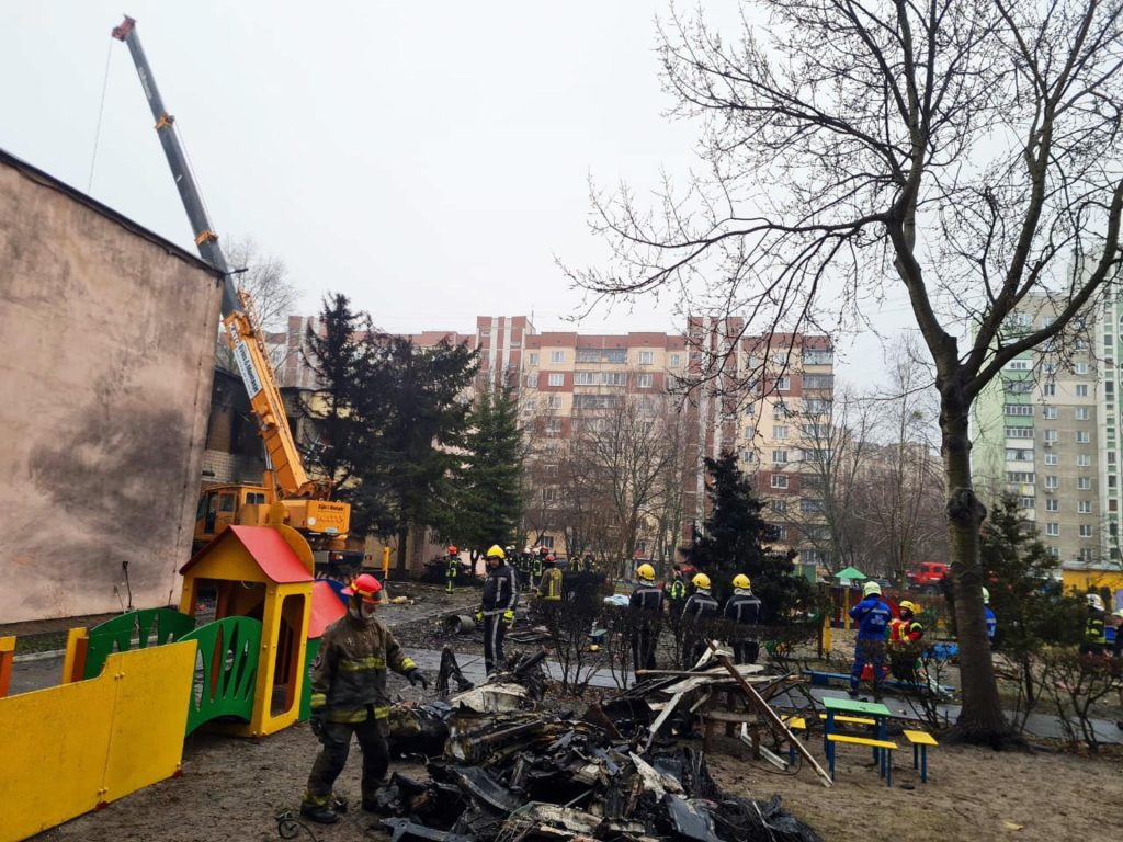 Muere el ministro ucraniano del Interior tras estrellarse helicóptero en Kiev