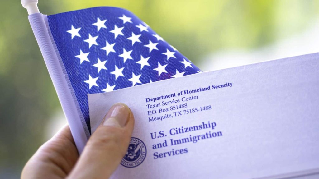 EE. UU. incrementa tarifas de visas y otros trámites migratorios
