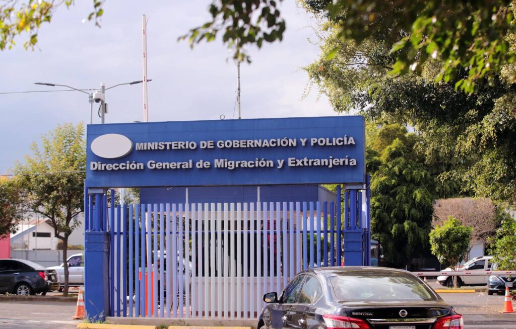 Migrantes de Nicaragua, Cuba y Venezuela podrán optar a una categoría especial en Costa Rica