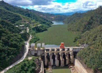 Honduras quiere un préstamo de China para represa, pero mantendrá lazos con Taiwán