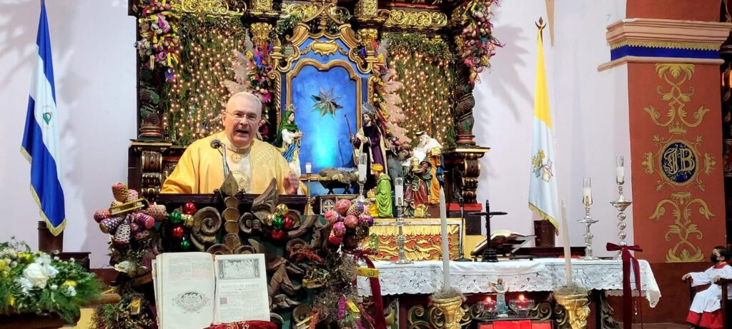 Destierro de monseñor Urbina, párroco de Sutiaba, desata desconfianza en obispo Sándigo