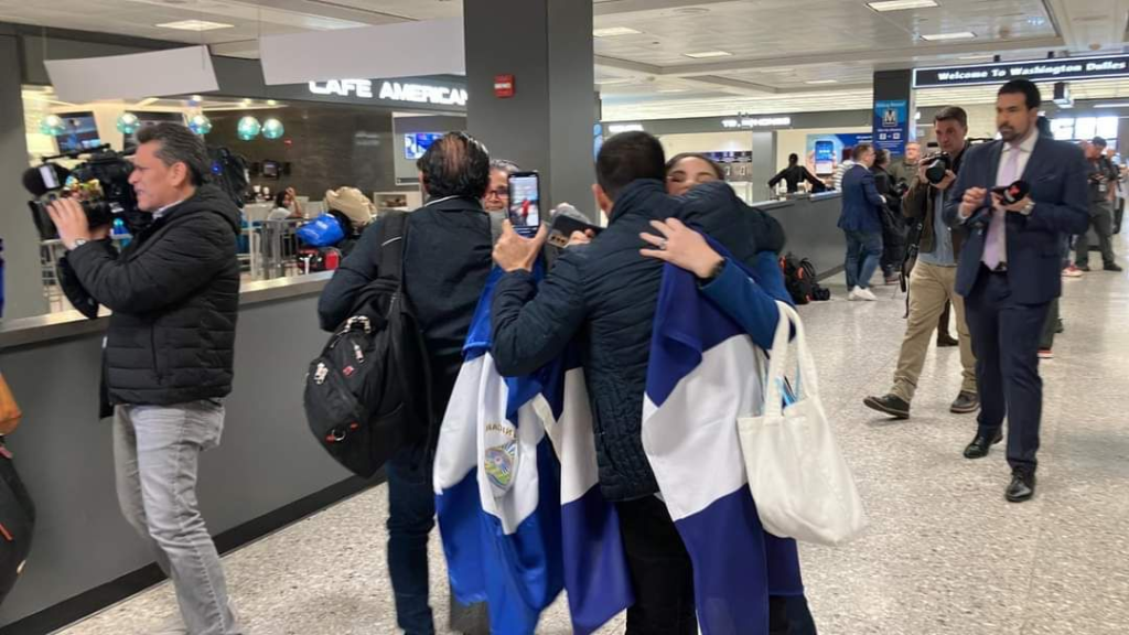 Diáspora nicaragüense, a la espera de los presos políticos expulsados