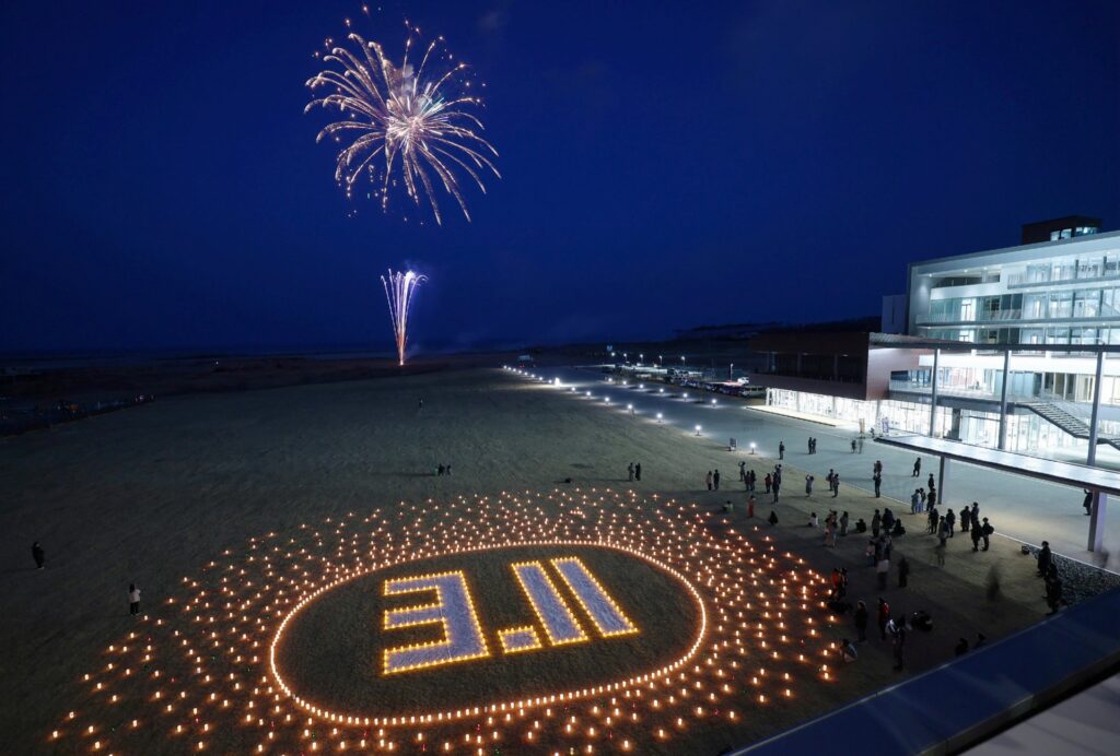 Japón conmemora 12 años del triple desastre: terremoto, tsunami y Fukushima
