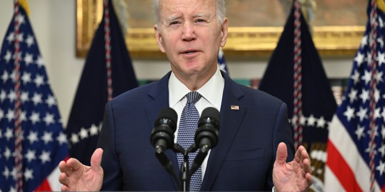 US President Joe Biden speaks about the US banking system on March 13, 2023 in the Roosevelt Room of the WHite House in Washington, DC. - Biden tried to reassure the world of the resilience of the US banking system as US and European authorities scrambled to prevent any contagion from the abrupt failure of Silicon Valley Bank (SVB). US federal authorities stepped in to ensure depositors still had access to their funds at SVB and regulators took over a second troubled lender. (Photo by SAUL LOEB / AFP)