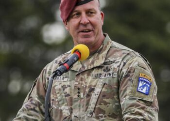 General de EEUU advierte de un "ejército" en detención del grupo Estado Islámico