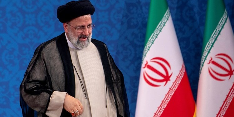 Irán afirma que "todo está listo" para canje de prisioneros con EEUU