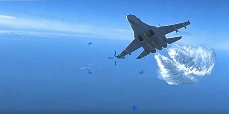 EEUU publica video de la presunta colisión de drones sobre el mar Negro