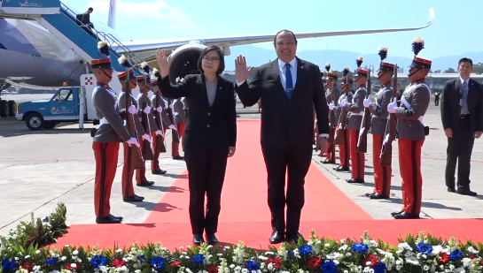 La presidenta de Taiwán inicia visita a Guatemala, tras polémica escala en EEUU