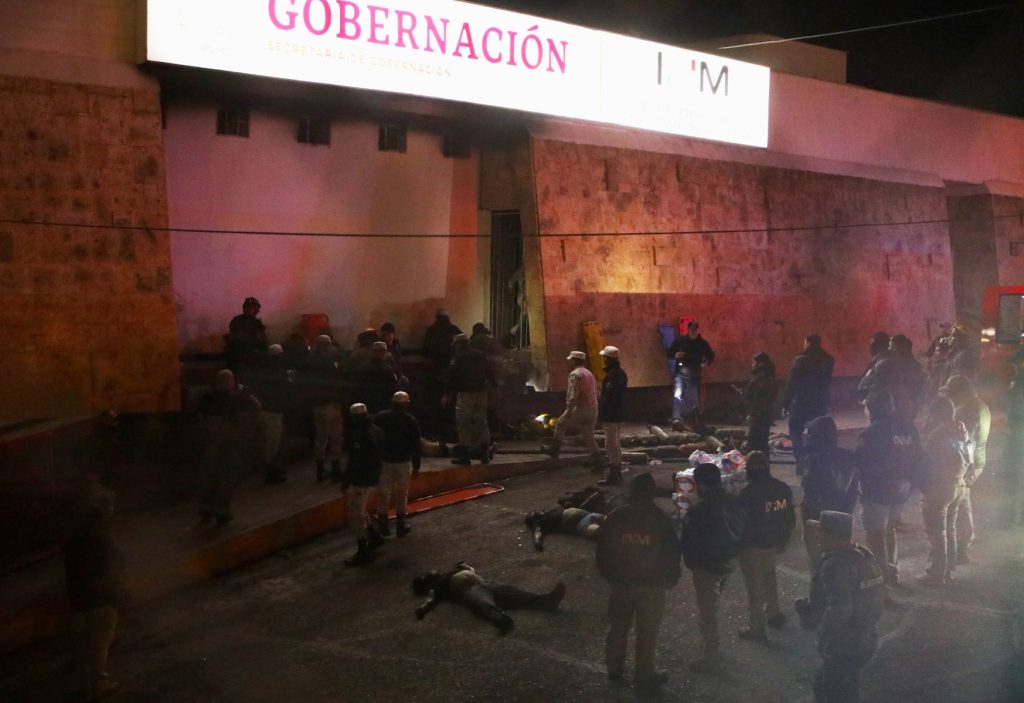 El Salvador condena «acciones» del personal de centro de migrantes incendiado en México