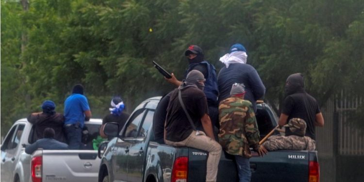 El Frente Sandinista no se ha preocupado por ocultar a sus paramilitares, responsable de la muerte de 355 opositores, según la CIDH. Foto: Cortesía