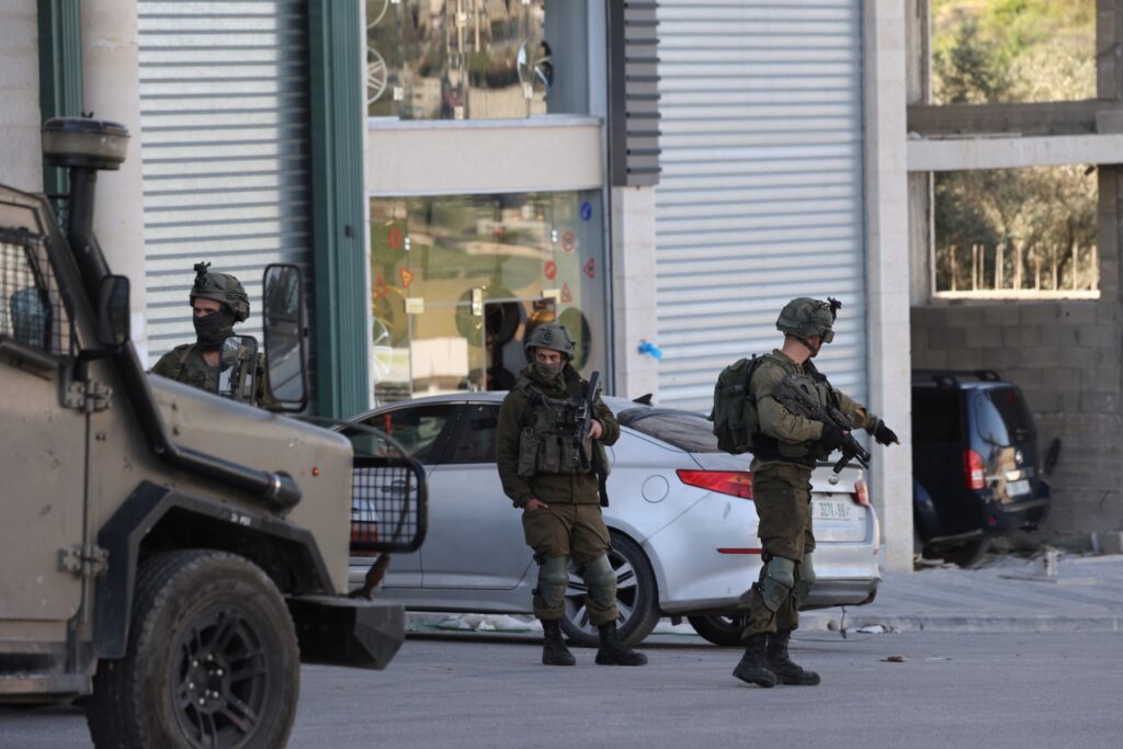 Tres palestinos armados abatidos en Cisjordania por el ejército israelí