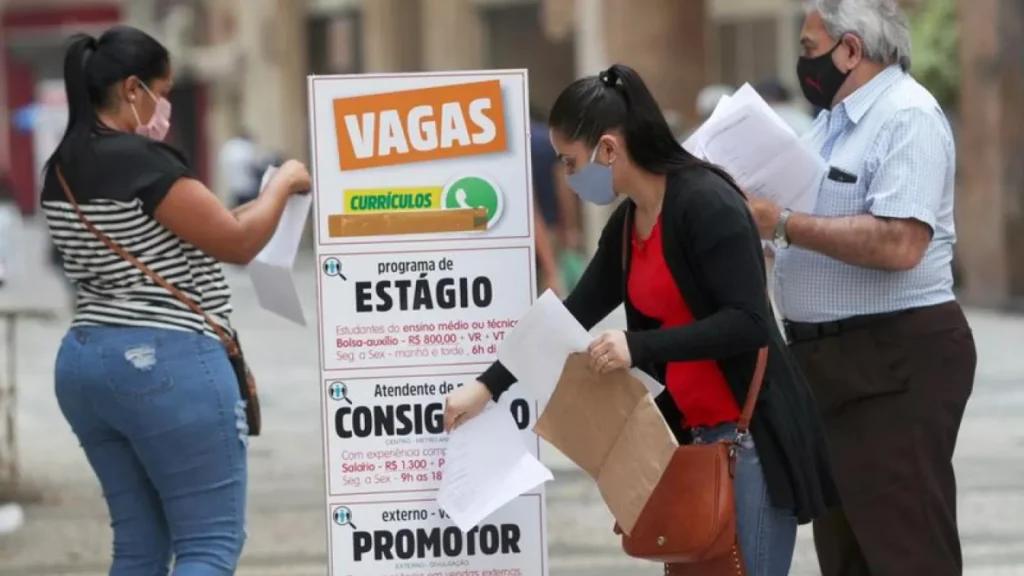 Desempleo en Brasil sube a 8,8% en primer trimestre del gobierno Lula