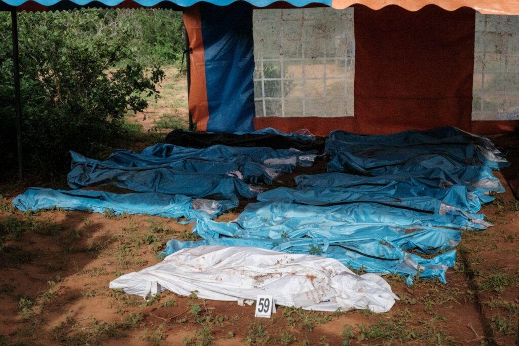 Más de 90 muertos por ayuno extremo de una secta para «conocer a Jesús» en Kenia