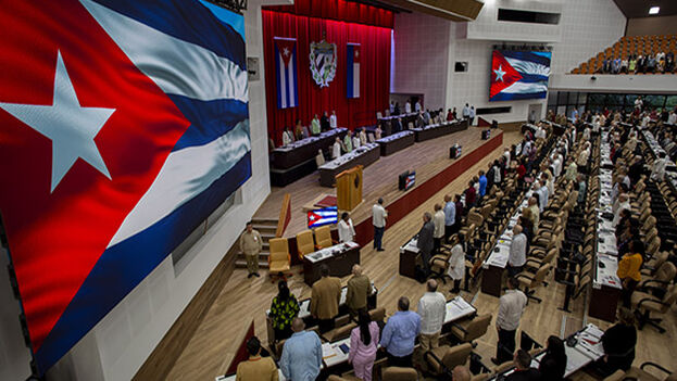 Parlamento castrista elegira al nuevo presidente de Cuba el 19 de abril