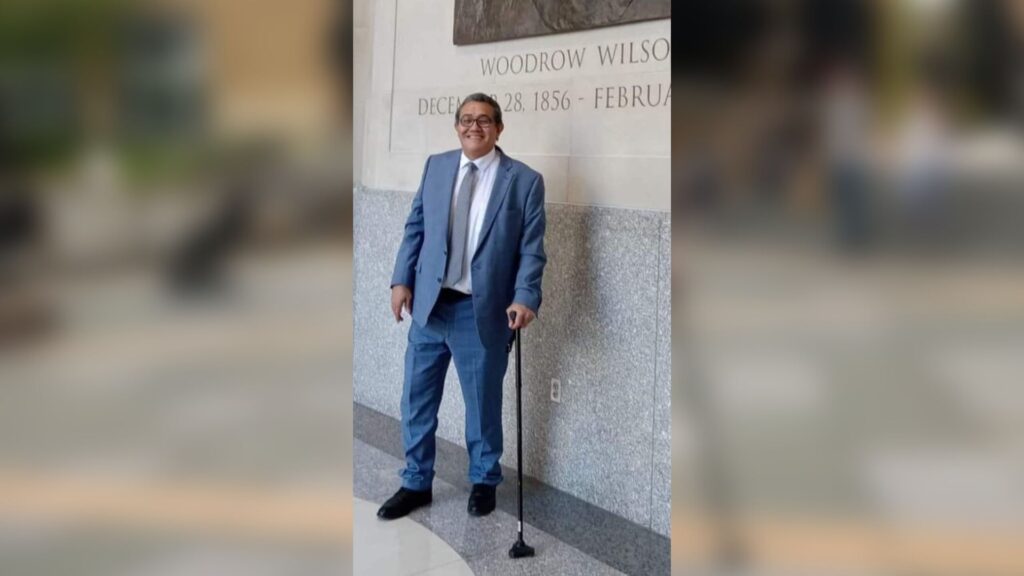 Chino Enoc: «¿Podrá Daniel Ortega quitarse el titulo de genocida y pedófilo?». Foto: Artículo 66 / Cortesía