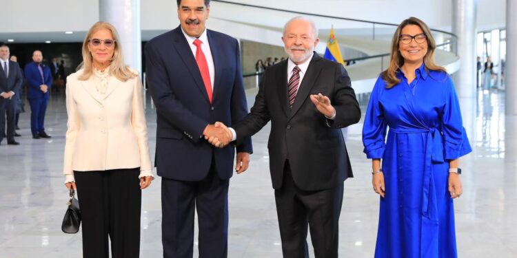 Lula se reúne con Nicolás Maduro en Brasilia