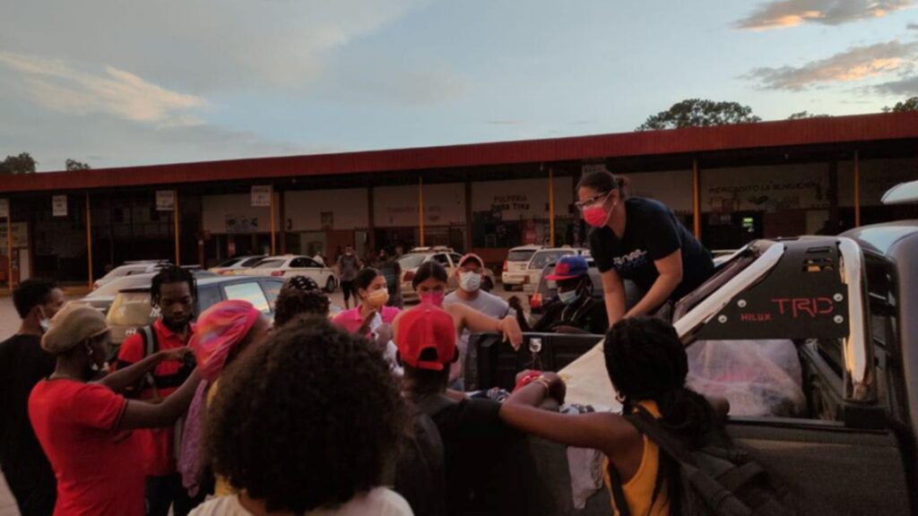 Continúa drama de inmigrantes haitianos, cubanos y venezolanos en calles de Somoto, Ocotal y Jalapa