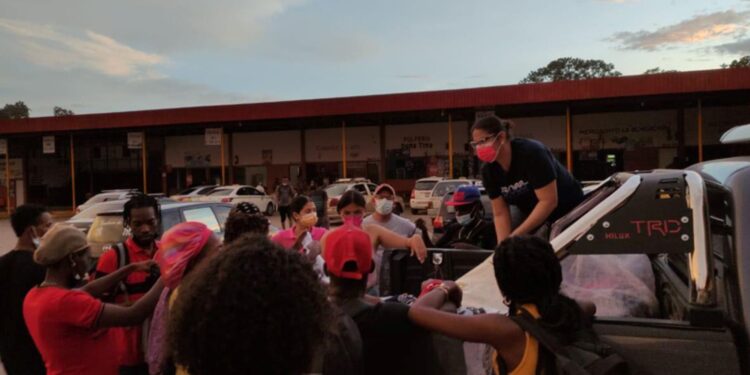 Continúa drama de inmigrantes haitianos, cubanos y venezolanos en calles de Somoto, Ocotal y Jalapa