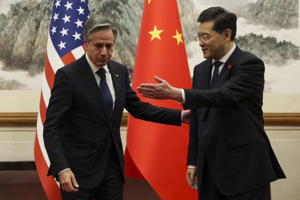 Canciller chino acuerda visitar Washington tras conversaciones «constructivas» con Blinken 