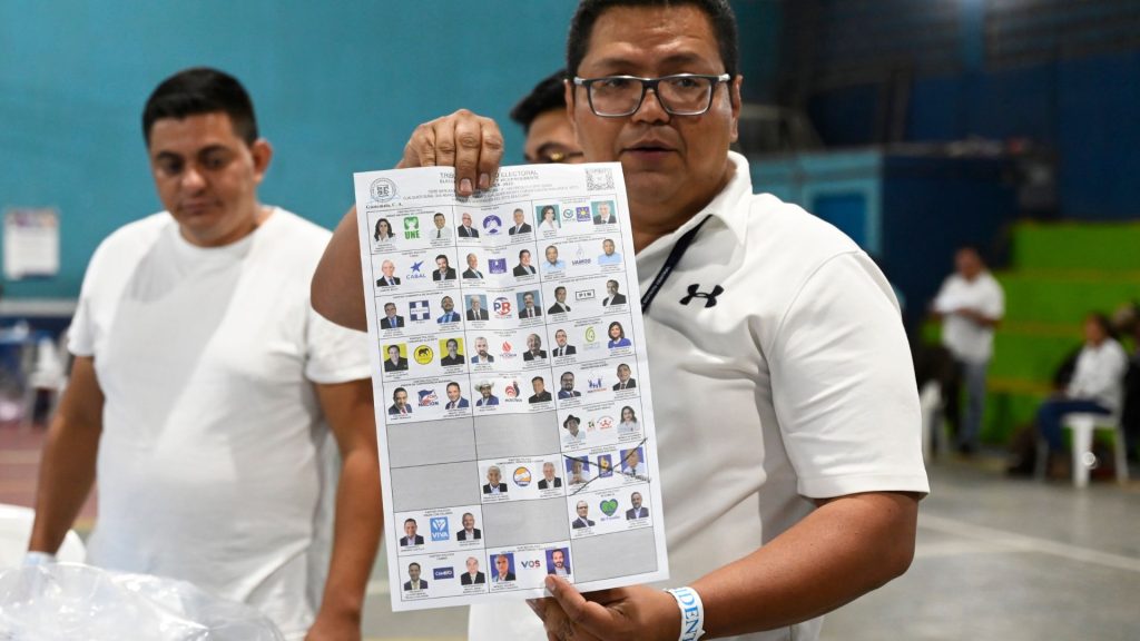 Guatemala votó sin grandes ilusiones y espera los resultados. Foto: Artículo 66 / AFP