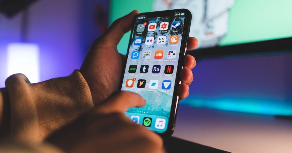 Rusia acusa a EEUU de un ciberataque contra miles de dispositivos Apple