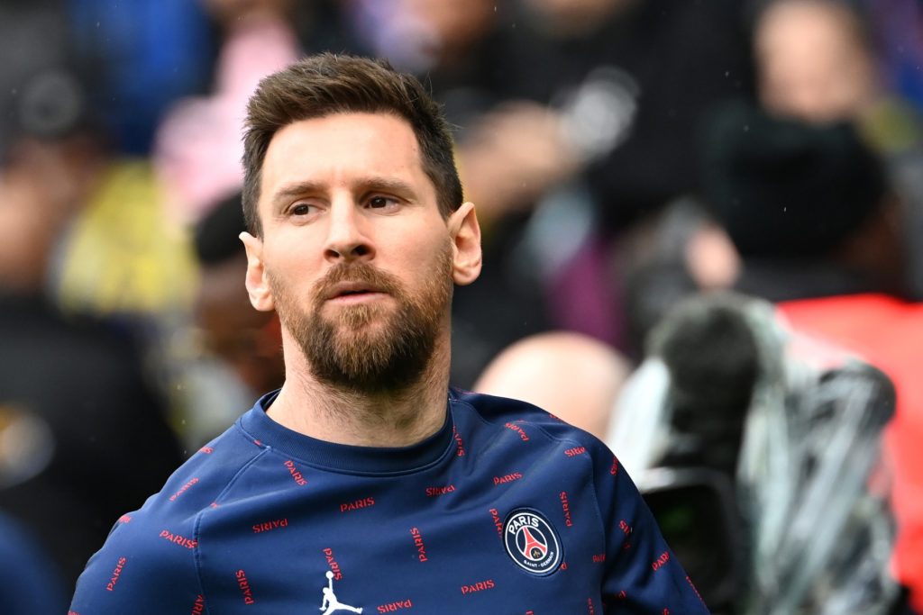 A Messi le gustaría regresar al Barcelona pero aún no hay una decisión, dice su padre