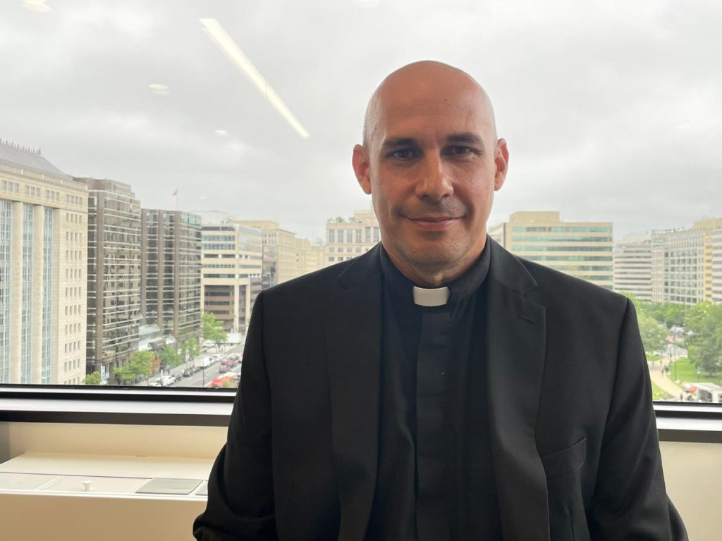 «Dictadura de Nicaragua sin credibilidad para investigar a sacerdotes», dice religioso cubano 