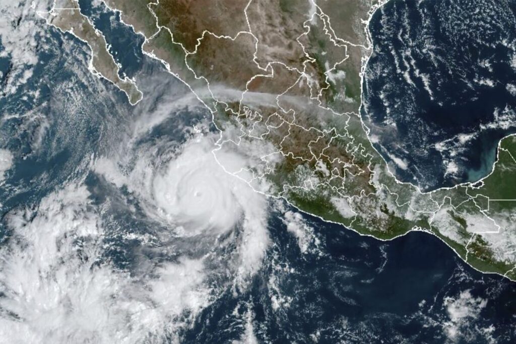 Se forma huracán Beatriz e impactará la costa del pacífico de México