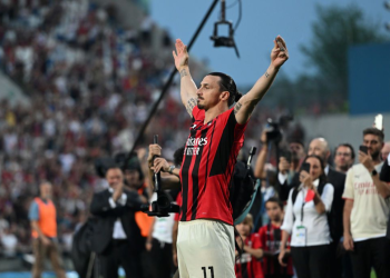 Zlatan Ibrahimovic anuncia su retirada del fútbol a los 41 años.
