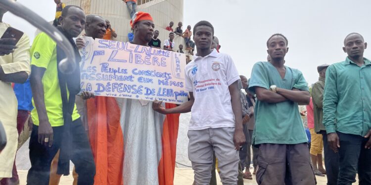 Supporters of the Nigerien defence and security forces gather during a demonstration outside the national assembly in Niamey on July 27, 2023. - The head of Niger's armed forces on July 27, 2023 said he endorsed a declaration by troops who overnight announced they had taken power after detaining the country's elected president, Mohamed Bazoum.
"The military command of the Nigerien armed forces... has decided to subscribe to the declaration by the defence and security forces... in order to avoid a deadly confrontation between the various forces," said a statement signed by armed forces chief General Abdou Sidikou Issa. (Photo by - / AFP)