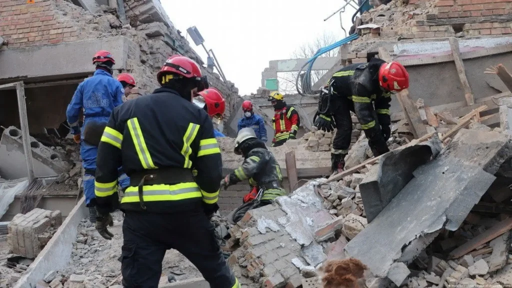 Bombas rusas matan a un niño y dejan seis heridos en Ucrania