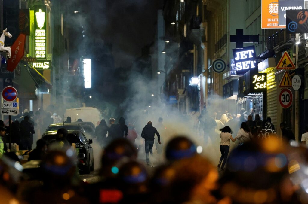 Alemania «preocupada» por disturbios y protestas en Francia