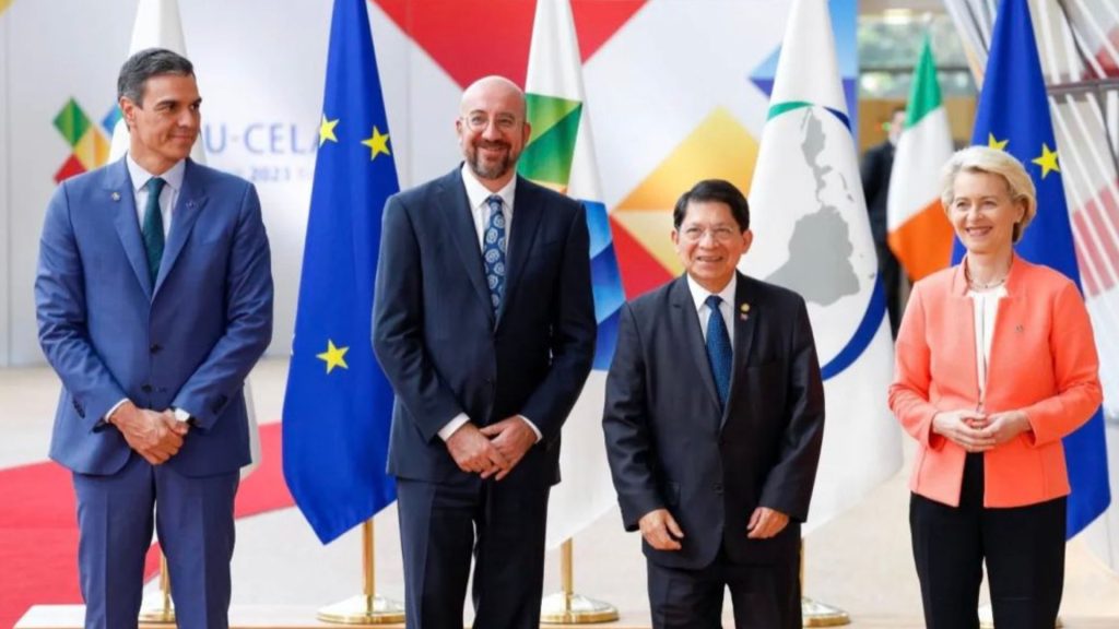 Opositores critican el «cinismo» de Ortega por su participación en Cumbre UE-CELAC