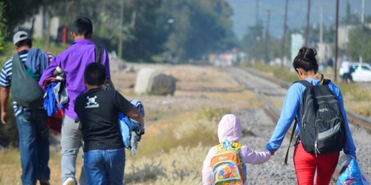 Miles de nicaragüenses han salido del país en busca de mejores oportunidades. / foto: Referencial El País