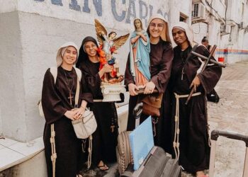 Hermanas de la Fraternidad Pobres de Jesucristo llegan a El Salvador. Foto: Cortesía