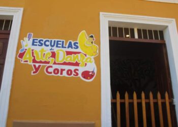 Inauguran centro de arte en las instalaciones confiscadas a la Fundación Luisa Mercado.