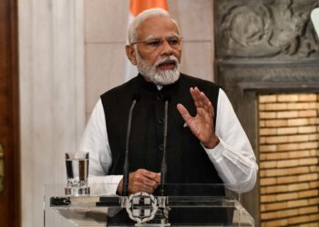 Primer ministro de la India, Narendra Modi, habla durante una conferencia de prensa. Foto: AFP