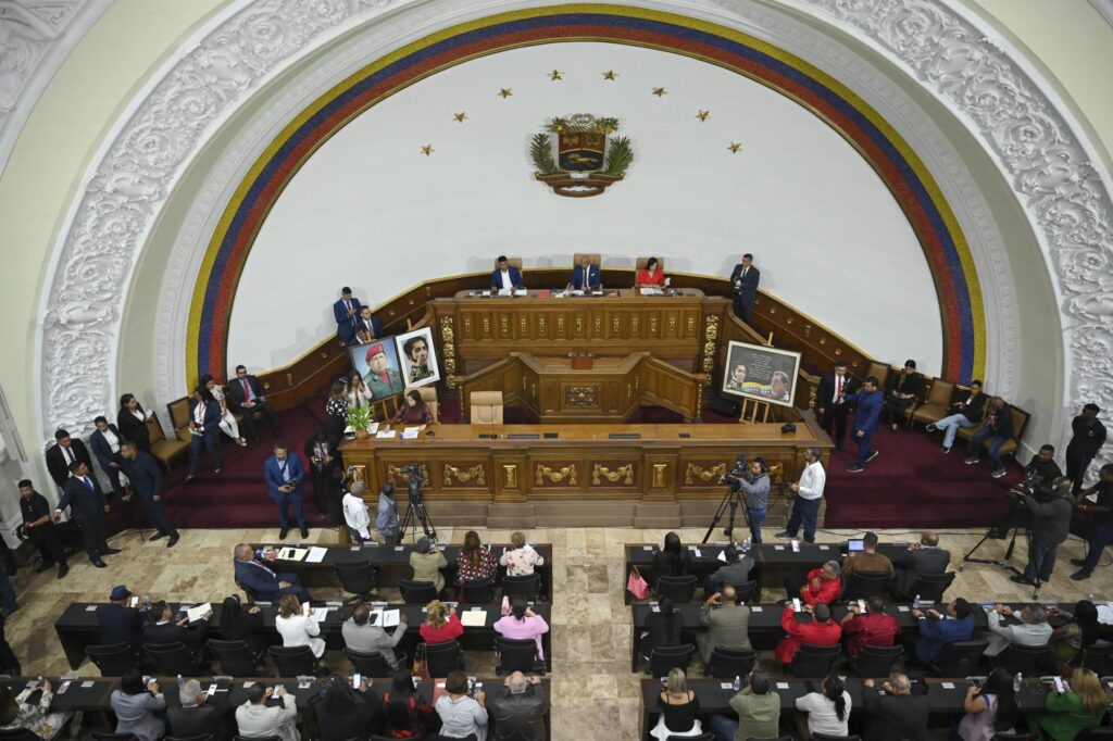 Dictadura de Maduro impone una nueva directiva del Consejo Nacional Electoral, todos son chavistas