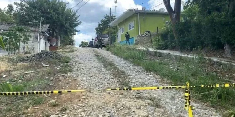 Ecuentran decenas de restos humanos guardadanos en refrigeradores en México
