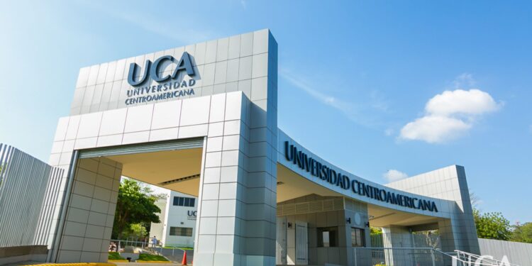 Dictadura revoca acreditación al Centro de Medicación de la UCA