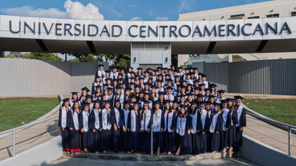 Opositores en el exilio denuncian que Ortega intenta «desarticular programa académico» de la UCA