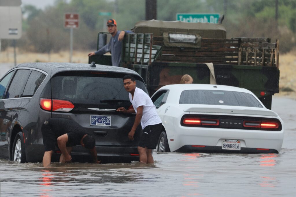 Hilary inunda con lluvias récord el sur de California en EEUU