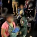 Encuentran encerrados a 231 migrantes en el contenedor de un camión en México
