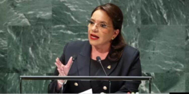Xiomara Castro vuelve a defender a las dictaduras de Cuba, Nicaragua y Venezuela ante la ONU