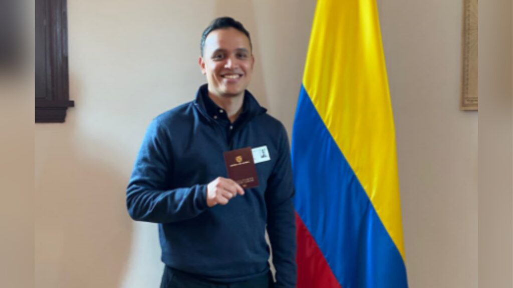Colombia otorga nacionalidad al activista opositor Douglas Castro
