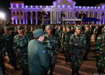 Murillo dice que el Ejército de Nicaragua lucha «contra la injerencia intervencionista de los imperios». Foto: Artículo 66 / Gobierno